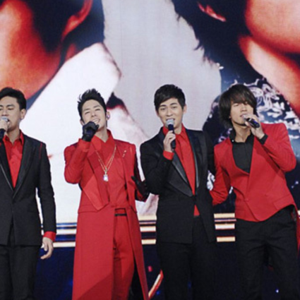 歌手在台上是真唱吗？我现在连歌手在不在台上都不知道了……